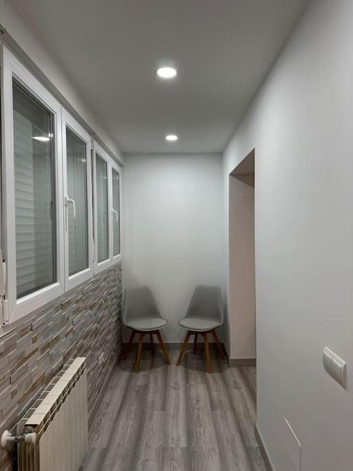 Cozy 1-Bedroom Apartment Madrid Eksteriør billede