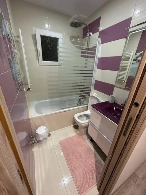 Cozy 1-Bedroom Apartment Madrid Eksteriør billede