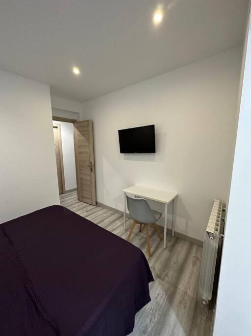 Cozy 1-Bedroom Apartment Madrid Eksteriør billede